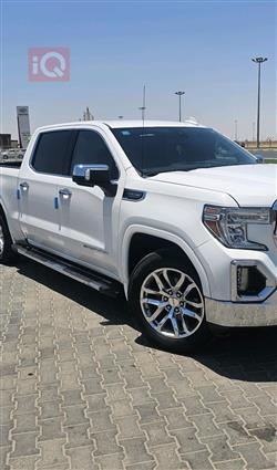 GMC Sierra